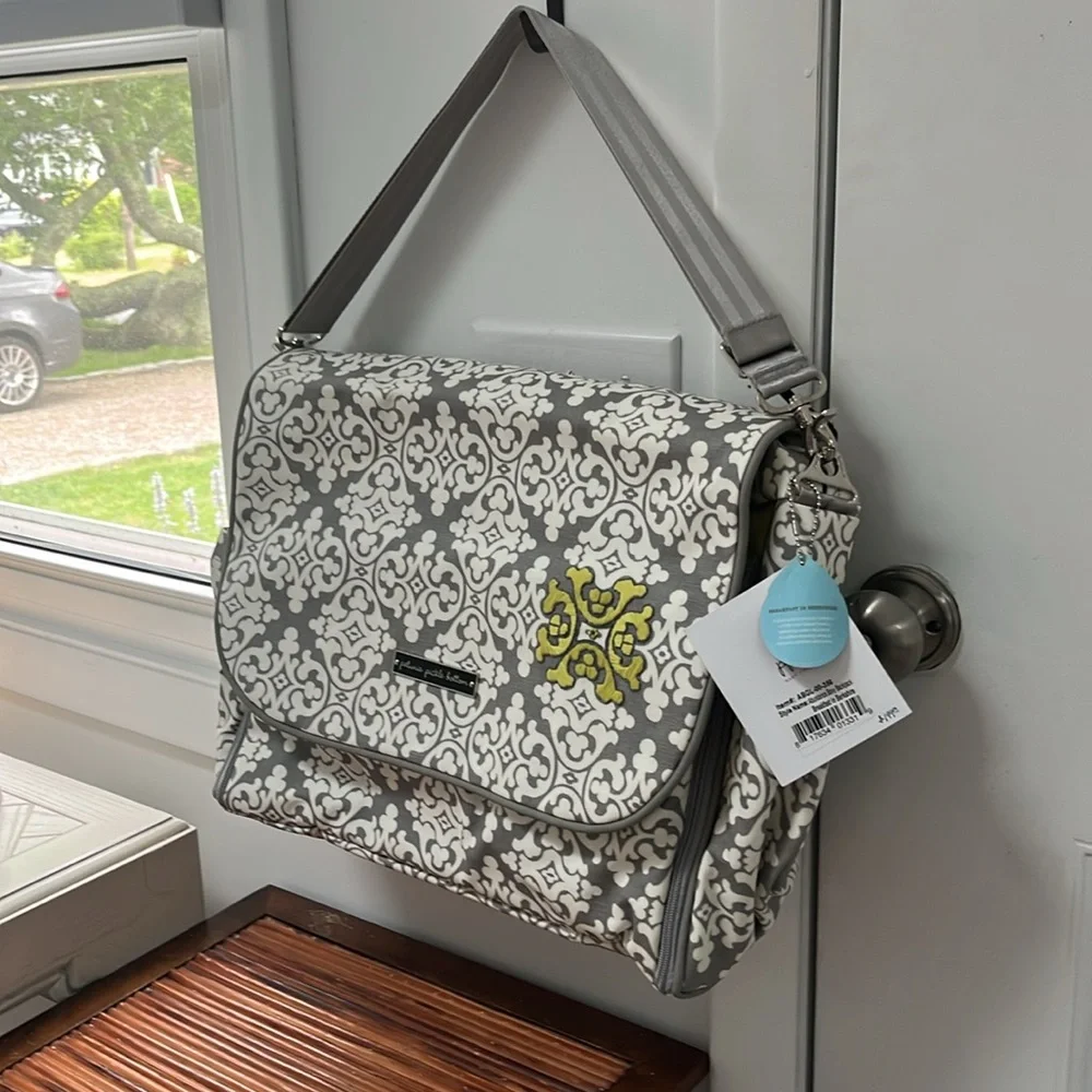 Petunia Pickle Bottom Breakfast in Berkshire Abundance Boxy Backpack,NWT